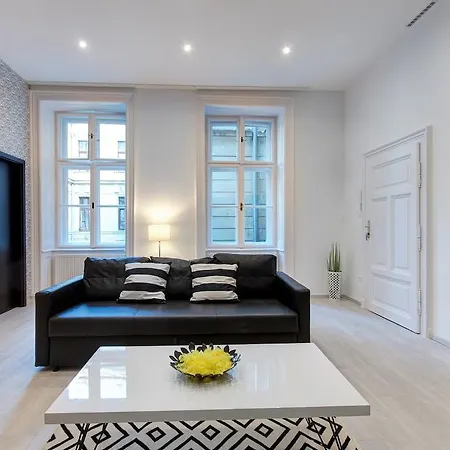 Bg Apaczai Apartment