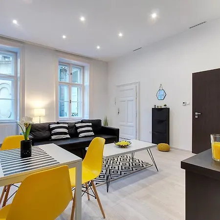 Apartment Bg Apaczai *